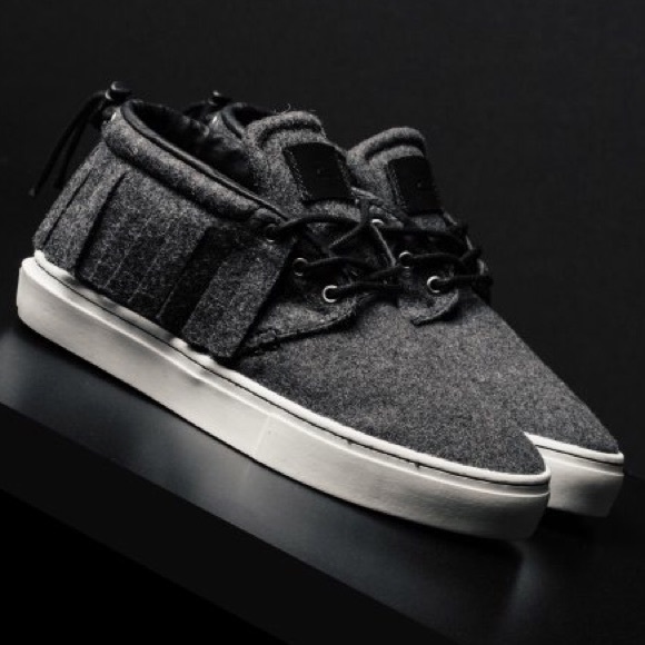 one o one shoes